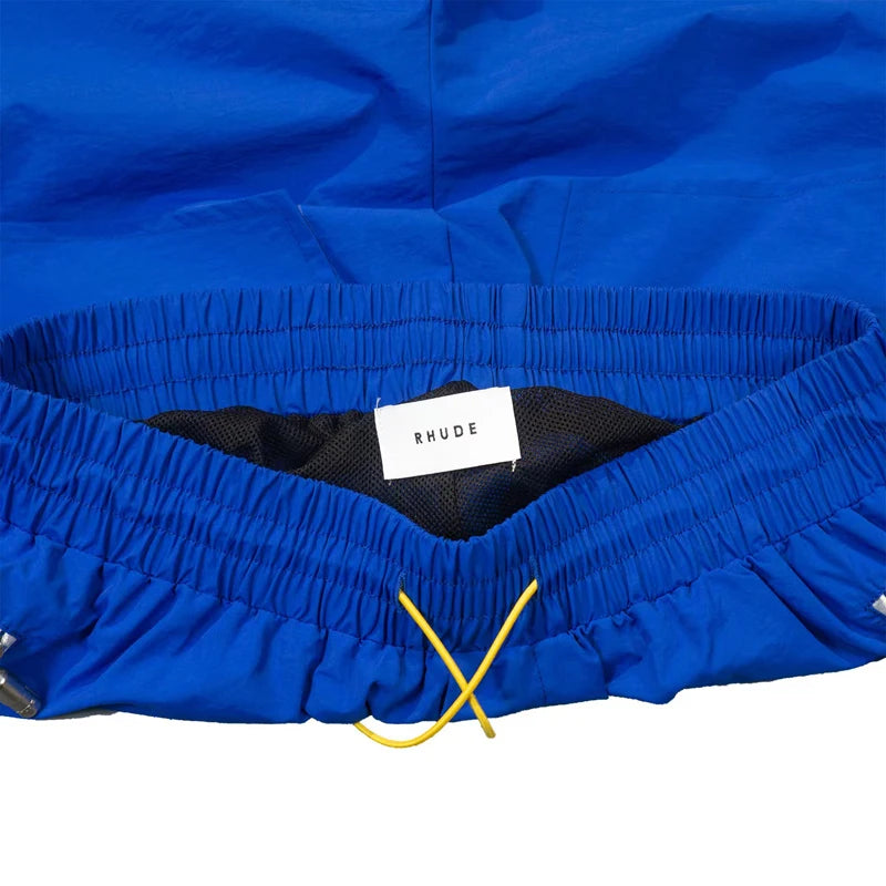 Shorts Casuales Estilo Streetwear – Ajuste Relajado y Secado Rápido